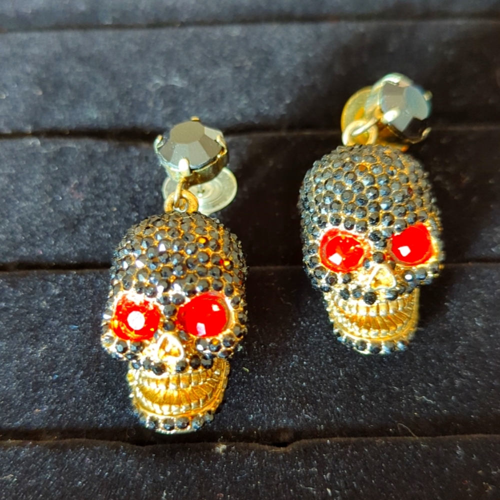 Rhinestone skull earrings